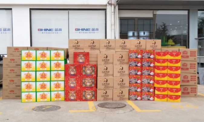 小年至 年味濃！關(guān)懷備至，濃濃溫情暖人心