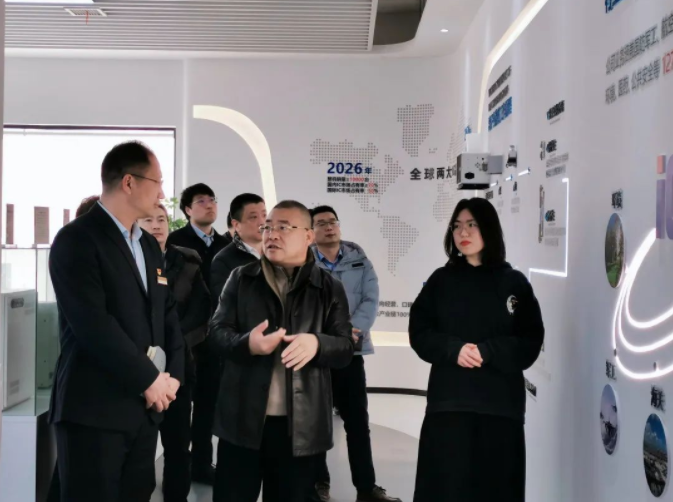 嶗山區(qū)行政審批服務(wù)局、工業(yè)和信息化局、人社局、自然資源局領(lǐng)導(dǎo)到訪盛瀚調(diào)研指導(dǎo)